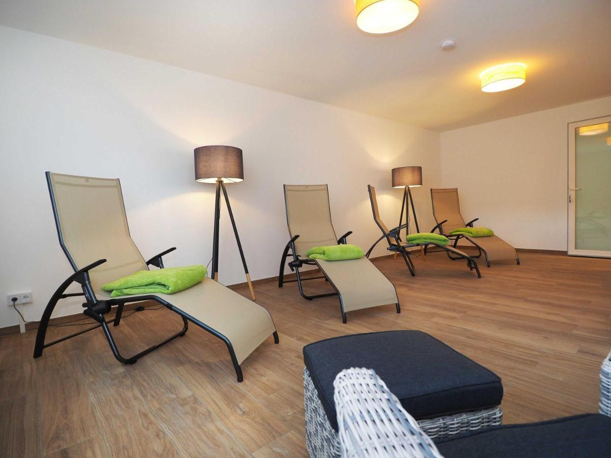 Appartement "Mondstein" Mit Penthouseflair - Oase Am Haff Garz  Dış mekan fotoğraf